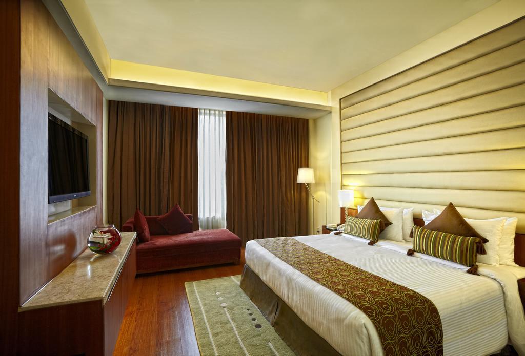 Radisson Blu Hotel Rudrapur Exterior foto
